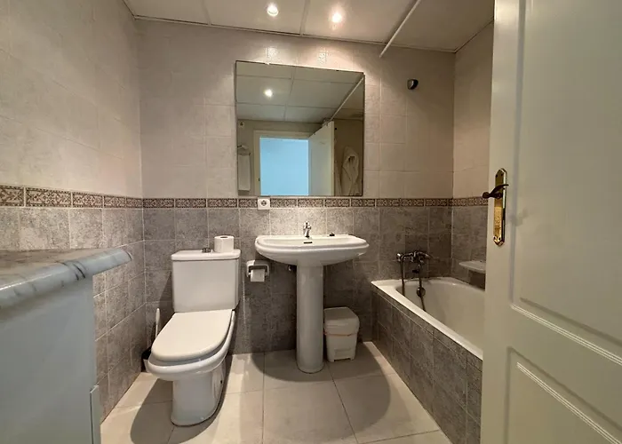 Apartment La Fontana A- Primer Piso- Serviden